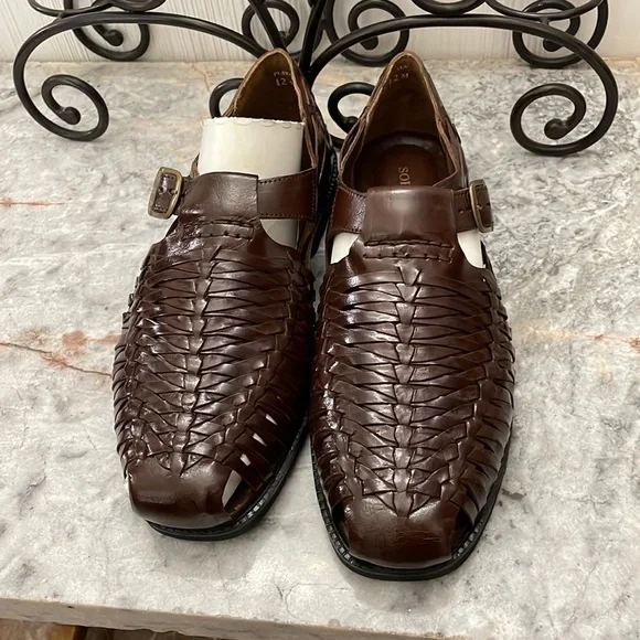 Soft Stags | Shoes | Nwot Mens Leather Sandals | Poshmark display picture 3